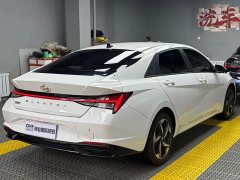 Hyundai Elantra 1.5L CVT Luxury - ფოტო 6