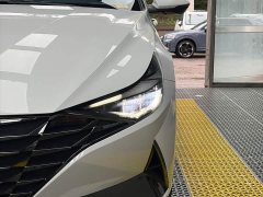 Hyundai Elantra 1.5L CVT Luxury - ფოტო 8