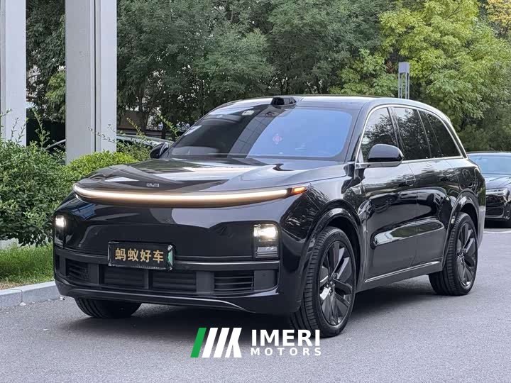 Li Auto L8 Max - ავტომობილი ჩინეთიდან