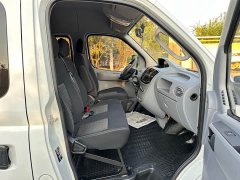 Maxus V80 2019 2.5T Classic 6-speed manual Aoyuntong Facelift Short Wheelbase Medium Roof 5/6-seater - ფოტო 10