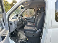 Maxus V80 2019 2.5T Classic 6-speed manual Aoyuntong Facelift Short Wheelbase Medium Roof 5/6-seater - ფოტო 14