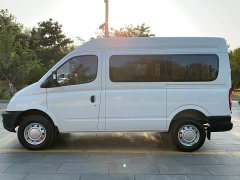 Maxus V80 2019 2.5T Classic 6-speed manual Aoyuntong Facelift Short Wheelbase Medium Roof 5/6-seater - ფოტო 8