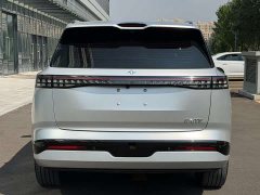 Dongfeng eπ008 636Max Pure Electric 6-Seater - ფოტო 5