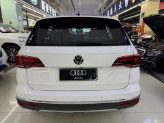 Volkswagen Touareg 330TSI AWD Luxury - ფოტო 5