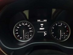 Mercedes-Benz Vito 2.0T Business Edition 7-Seater - ფოტო 5