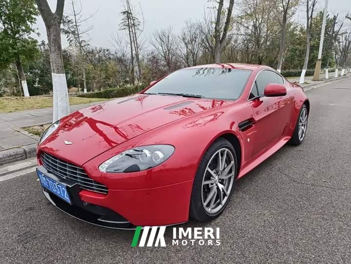 Aston Martin V8 Vantage 2012 4.7L S Coupe - ავტომობილი ჩინეთიდან