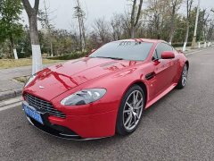 Aston Martin V8 Vantage 2012 4.7L S Coupe - ფოტო 1