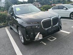 BMW X7 xDrive40i Premier Luxury Package - фото 1