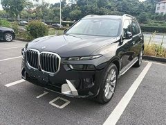 BMW X7 xDrive40i Premier Luxury Package - фото 2