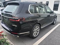 BMW X7 xDrive40i Premier Luxury Package - фото 9