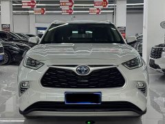 Toyota Highlander 2.5L Intelligent Hybrid AWD Premium 7-Seater - ფოტო 1