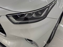 Toyota Highlander 2.5L Intelligent Hybrid AWD Premium 7-Seater - ფოტო 10