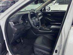 Toyota Highlander 2.5L Intelligent Hybrid AWD Premium 7-Seater - ფოტო 4