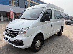 Maxus V80 2019 2.0T Plus 6-speed manual Aoyuntong short wheelbase medium roof 5/6-seater - ფოტო 1