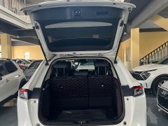 Honda Vezel 1.5L CVT Tech Edition - ფოტო 6