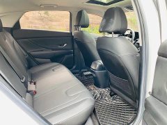 Hyundai Elantra 2022 1.5L CVT GLS Advanced - ფოტო 16