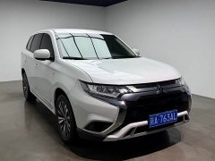 Mitsubishi Outlander 2021 2.0L FWD Comfort 5-Seater - ფოტო 3