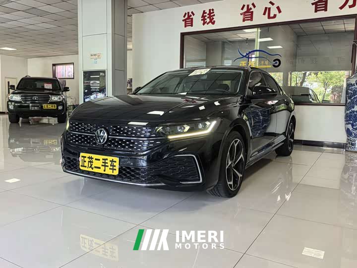 Volkswagen Passat 330TSI Starry Sky Elite - ავტომობილი ჩინეთიდან