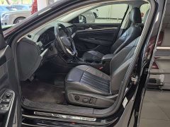 Volkswagen Passat 330TSI Starry Sky Elite - ფოტო 10