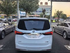 Buick GL8 Land Business Class Smart Edition - ფოტო 7