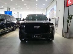 Cadillac ESCALADE 2024 6.2L Automatic - ფოტო 3