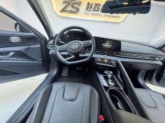 Hyundai Elantra 1.5L CVT Luxury - ფოტო 10