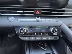 Hyundai Elantra 1.5L CVT Luxury - ფოტო 20