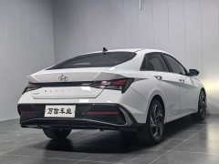 Hyundai Elantra 1.5L CVT GLX Elite - ფოტო 5