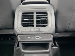 Volkswagen Touareg 2022 280TSI FWD Luxury Edition - ფოტო 10