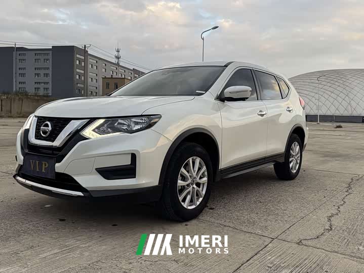 Nissan Qashqai Classic 2.0L FWD Smart Connect Comfort Edition - ავტომობილი ჩინეთიდან