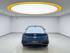Hyundai Elantra 1.5L CVT Luxury - ფოტო 5
