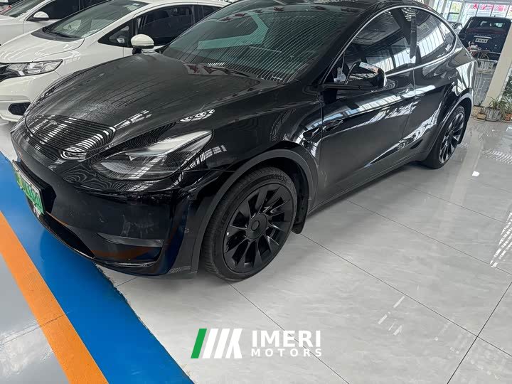 Tesla Model Y Facelift Long Range All-Wheel Drive