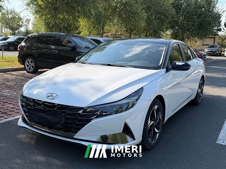 Hyundai Elantra 1.5L CVT Luxury