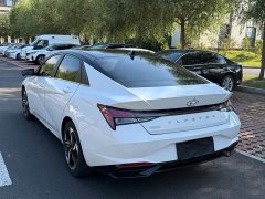 Hyundai Elantra 1.5L CVT Luxury - ფოტო 4