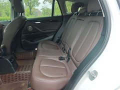 BMW X1 2022 sDrive20Li Premium - ფოტო 16
