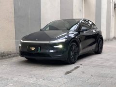 Tesla Model Y Rear-Wheel Drive - ფოტო 1