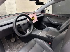 Tesla Model Y Rear-Wheel Drive - ფოტო 10