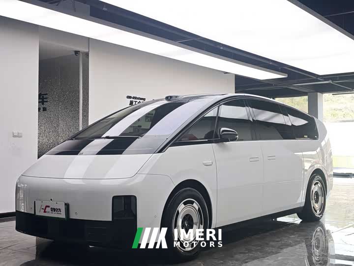 Li Auto MEGA Ultra Smart Refresh Edition - ავტომობილი ჩინეთიდან