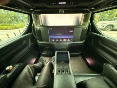 Lexus LM 2020 300h Four-Seat Royal Edition - ფოტო 5