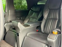 Lexus LM 2020 300h Four-Seat Royal Edition - ფოტო 6
