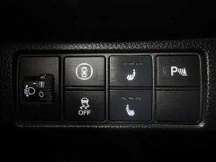 Honda Vezel 1.5L CVT Pioneer Edition - ფოტო 16