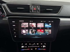 Skoda Superb TSI280 DSG Prestige - ფოტო 9