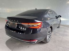 Skoda Superb TSI280 DSG Prestige - ფოტო 5