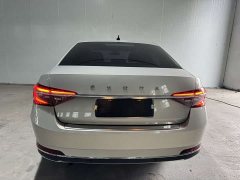 Skoda Superb TSI280 DSG Prestige - ფოტო 4