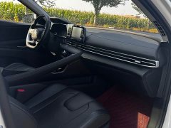 Hyundai Elantra 1.5L CVT GLX Elite - ფოტო 16