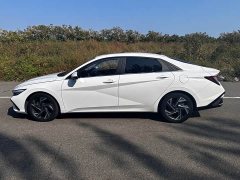 Hyundai Elantra 1.5L CVT GLX Elite - ფოტო 5