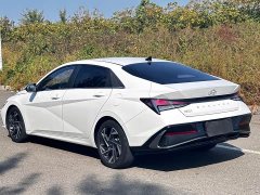 Hyundai Elantra 1.5L CVT GLX Elite - ფოტო 6