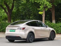 Tesla Model Y 2022 Facelift Rear-Wheel Drive - ფოტო 11