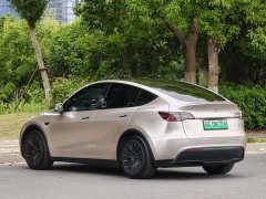 Tesla Model Y 2022 Facelift Rear-Wheel Drive - ფოტო 9