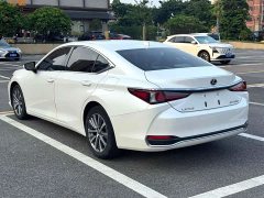 Lexus ES 200 Premium Edition - ფოტო 7